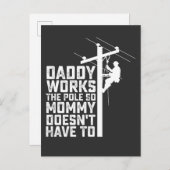 Daddy arbeitet am Pole, also muss Mama nicht. Einladungspostkarte (Vorne/Hinten)