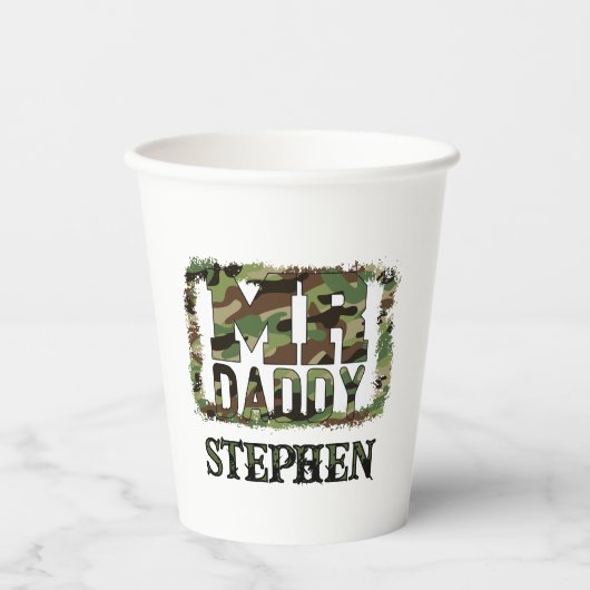 Daddy Camouflage Design mit Individuelle Name Pappbecher (Vorderseite)