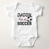 Daddy Lieben mich mehr als Fußball Baby Strampler (Vorderseite)