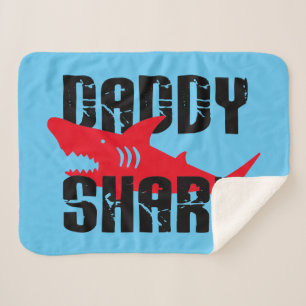 Daddy Shark hat Graphic getragen Sherpadecke