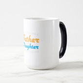 Daddy spendet die Liebe zwischen Vater und Tochter Verwandlungstasse (VorderseiteRechts)