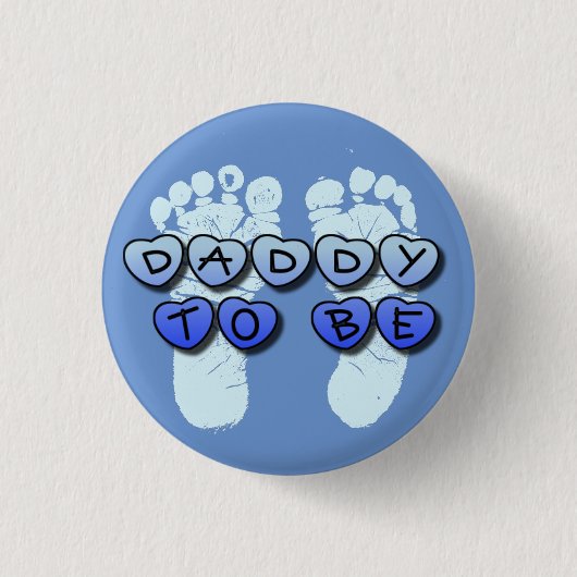 Daddy to Be Baby Footprint Blue Baby Shower Button (Vorderseite)