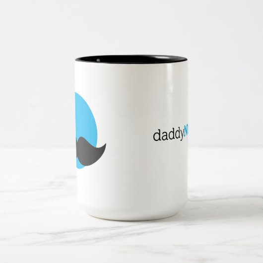DaddyNoob - Kaffeetasse mit Schnurrbart-Emblem (Mittel)