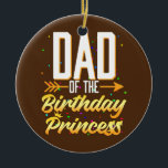 Daddy's Birthday Girl Princess Vater Daughter Keramik Ornament<br><div class="desc">Papys Geburtstagskünstlerin Prinzessin Vater-Tochter-Familie passt Geschenk. Perfektes Geschenk für Ihren Vater,  Mama,  Papa,  Männer,  Frauen,  Freunde und Familienmitglieder am Erntedank Tag,  Weihnachten,  Muttertag,  Vatertag,  4. Juli,  1776 Unabhängiger Tag,  Veteranen Tag,  Halloween,  Patrick's Day</div>