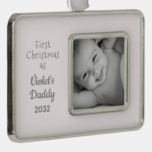 Daddys erstes Foto Personalisierter Weihnachtsname Rahmen-Ornament Silber (Rechts)