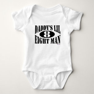 Daddy's Lil 8 Man Baby Strampler