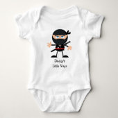 Daddy's Little Ninja Cartoon Graphic Baby Strampler (Vorderseite)