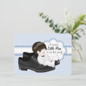 Daddys Shoes Little Man Baby Shower Einladung (Stehend Vorderseite)