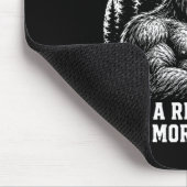 Dadsquatch wie ein normaler Vater, nur squatchiger Mousepad (Ecke)