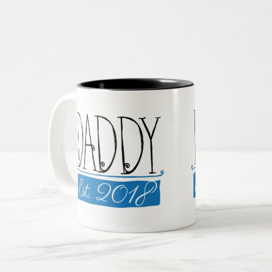 Dady Est 2018 Grafik-Geschenk-Tasse Zweifarbige Tasse (Vorderseite Links)