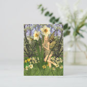 Daffodil Fairy mit Frühlingshintergrund Postkarte (Stehend Vorderseite)