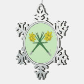 Daffodils Crossed Schneeflocken Zinn-Ornament (Rechts)