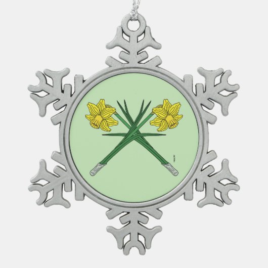 Daffodils Crossed Schneeflocken Zinn-Ornament (Vorderseite)