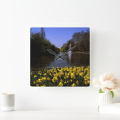 Daffodils St James's Park London Quadratische Wanduhr (Zuhause)