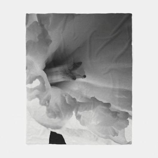 Daffodische Schwarz-Weiß-Fotografie Fleecedecke (Vorderseite)