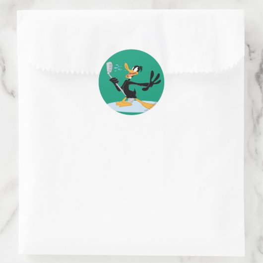 DAFFY DUCK™ Singing Runder Aufkleber (Tasche)