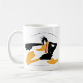DAFFY DUCK™ Swinging a Punch Kaffeetasse (Links)