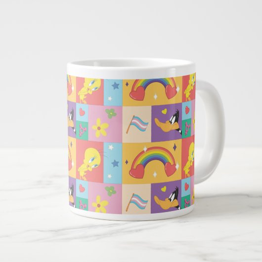 DAFFY DUCK™ & TWEETY™ - Pride-Muster Jumbo-Tasse (Vorderseite Rechts)
