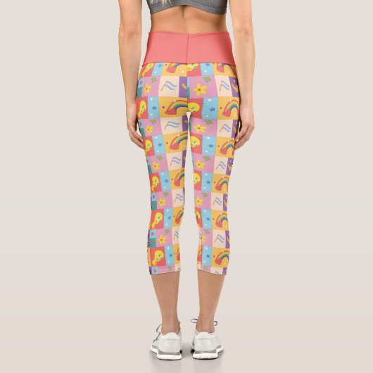 DAFFY DUCK™ & TWEETY™ - Pride Pattern Capri Leggings (Rückseite)