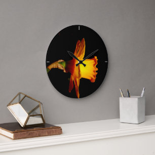 Daffy, gerade rechtzeitig. große wanduhr