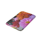 Dahlia Blume Bath Mats Badematte (Schrägansicht)