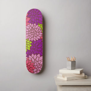 Dahlia-Blume, farbenfrohe Blume, Blumenmuster Skateboard