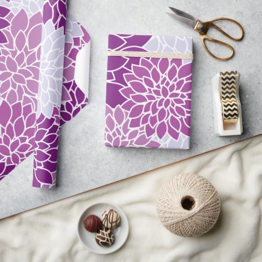 Dahlia-Blume, Muster von Blume, Lila Dahlia Geschenkpapier (Kunsthandwerk)