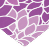 Dahlia-Blume, Muster von Blume, Lila Dahlia Tischdecke (Schrägansicht)