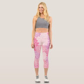 Dahlia-Blume, Muster von Blume, rosa Dahlia Capri Leggings (Vorderseite)