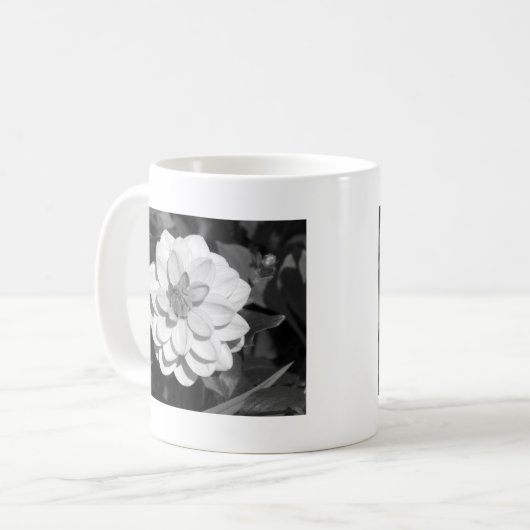Dahlia 'David Howard' B&W Kaffeetasse (Vorderseite Links)