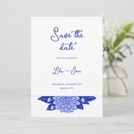Dahlia Personalisiert Wedding Save the Date Card (Stehend Vorderseite)