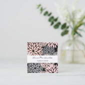 Dahlia Pink Gray Black Makeup Artist Quadratische Visitenkarte (Stehend Vorderseite)