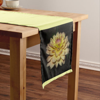 Dahlia Table Runner Kurzer Tischläufer