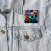 Dahlien und irrisierende blaugrüne Schmetterlinge Button (Beispiel)