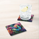 Dahlien und irrisierende blaugrüne Schmetterlinge Rechteckiger Pappuntersetzer (Vor Ort)