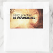 Daily Practice Rechteckiger Aufkleber (Tasche)