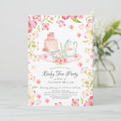 Dainty Pink Floral Baby Tee Party Einladung (Stehend Vorderseite)