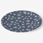 Dainty Pink Herzmuster Pappteller (Schrägansicht)