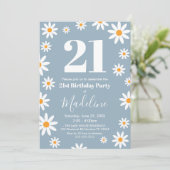 Daisies Dusty blue Birthday Party Invitation Einladung (Stehend Vorderseite)