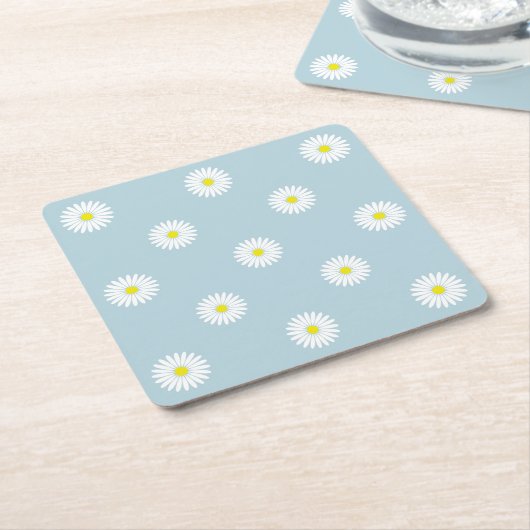 Daisies Illustratives Muster auf blass blau Rechteckiger Pappuntersetzer (angewinkelt)
