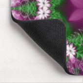 Daisies | Kunst des Lila und grünen Fraktals Mousepad (Ecke)