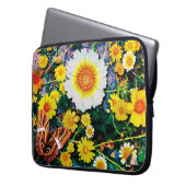 Daisies May Laptopschutzhülle (Vorderseite Links)