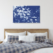 Daisis - Cyanotypwirkung Leinwanddruck (Insitu (Schlafzimmer))