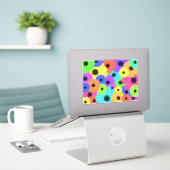 Daisis oder Marigolds farbenfrohe psychedelische M Aufkleber (Laptop auf Schreibtisch)