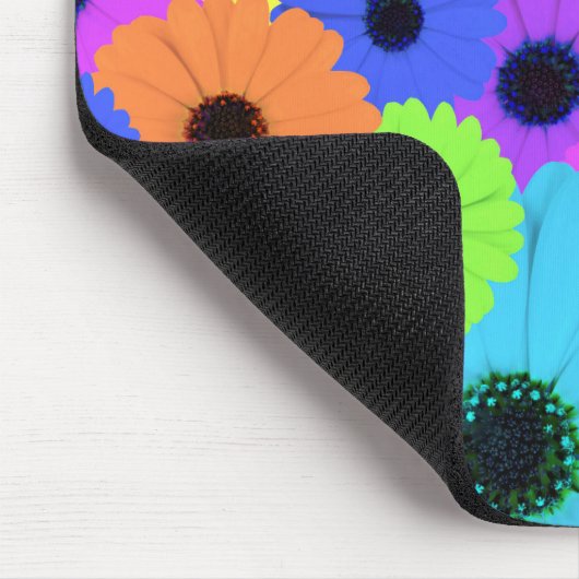 Daisis oder Marigolds farbenfrohe psychedelische M Mousepad (Ecke)