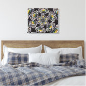 Daisy 1 Glow Stretched Canvas Print Leinwanddruck (Insitu (Schlafzimmer))