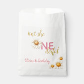 Daisy 1st Birthday Isn't She ONEderful Pink Boho Geschenktütchen (Vorderseite)