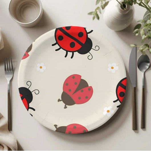 Daisy and Ladybug Birthday Party Paper Plates Pappteller