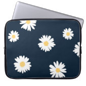 Daisy auf blauem Muster Laptopschutzhülle (Vorderseite)