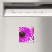 "Daisy Blüh" von Cheryl Daniels (Fuschia) Magnet (In Situ (Geschirrspüler))